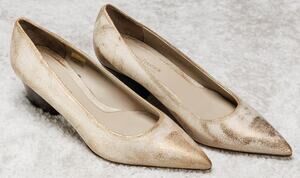 Donald J Pliner Gem Gold Metallic Leather Pointed Toe Heels Pumps Womens 8.5